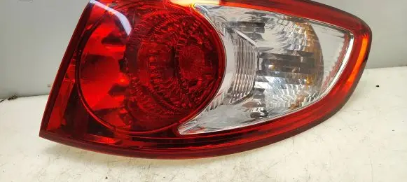 Hyundai Santa Fe Rear/tail lights 924022B0