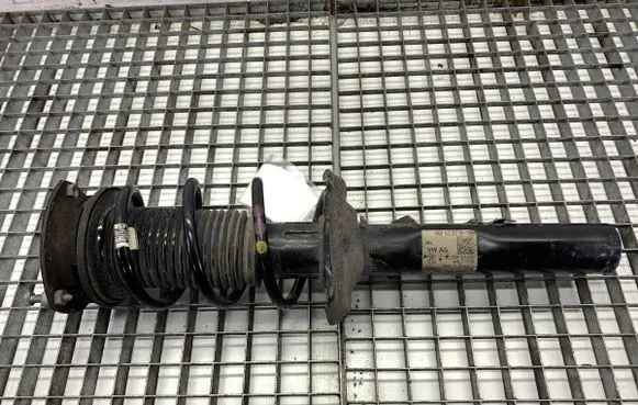 Volkswagen PASSAT B8 Front shock absorber/damper 3Q0413031BM
