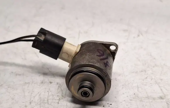 BMW 5 E60 E61 Hydraulic servotronic pressure valve 32106788658 32106767410
