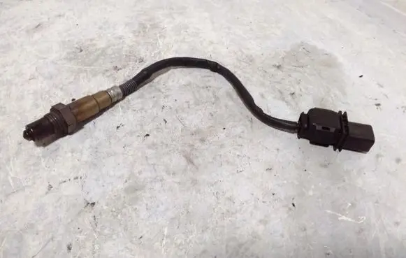 BMW 5 F10 F11 Lambda probe sensor 779160001 0281004018