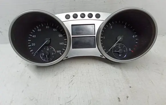 Mercedes-Benz ML W164 Speedometer (instrument cluster) A2519003300