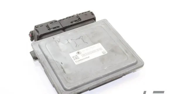 Skoda Octavia Mk2 (1Z) Engine control unit/module 03F906070EP 5WP44883