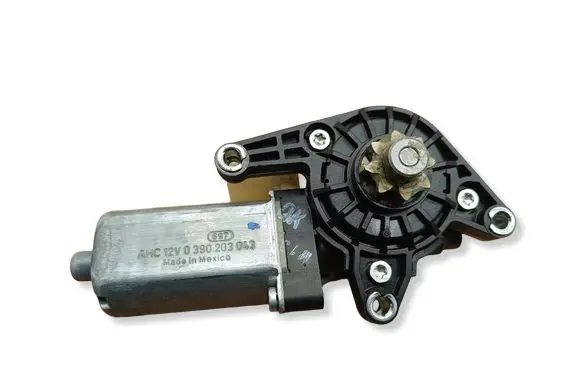 Ford Mach-E I Seat adjustment motor 0390203043