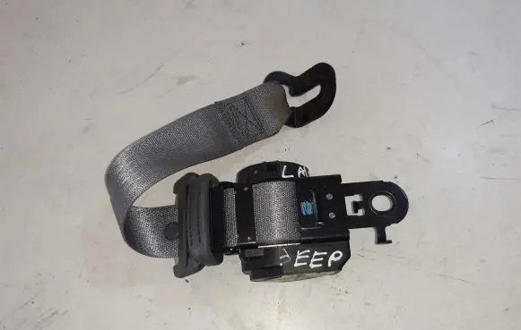 Jeep Grand Cherokee (WK) Rear seatbelt 1002021