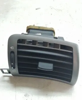 Peugeot 407 Dashboard side air vent grill/cover trim 9644589377