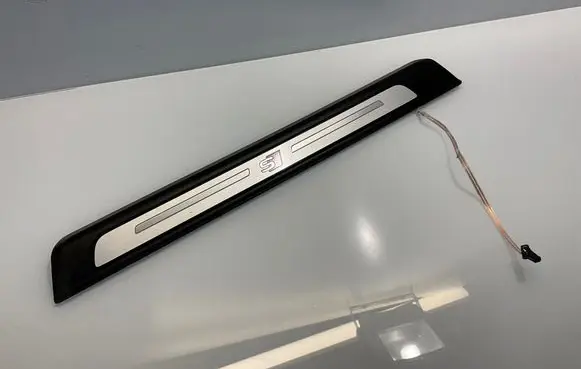 Audi Q8 Front sill trim cover 4M8947406A 10041093100 2103242313