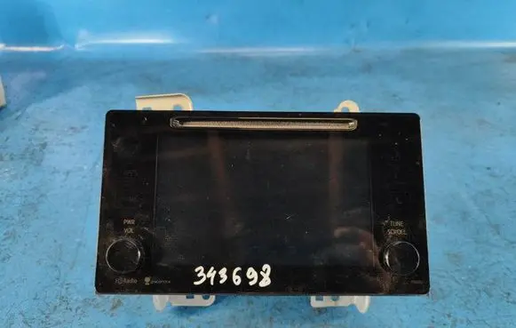 Toyota Sienna XL30 III USB control unit 8614008020