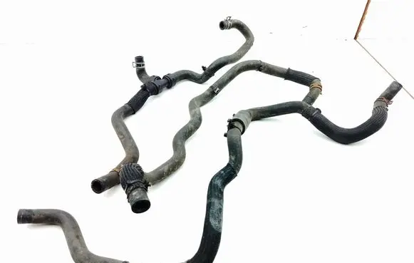 Tesla Model S Coolant pipe/hose 