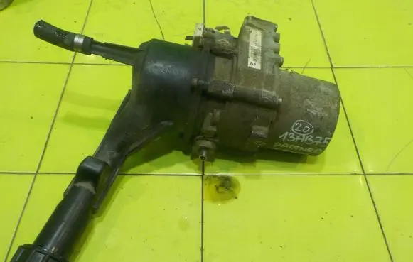 Peugeot Partner Power steering pump V29018054B