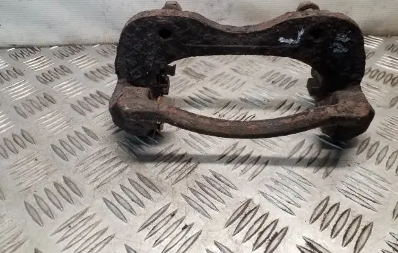 Hyundai Terracan Front Brake Caliper Pad/Carrier 