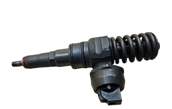Volkswagen PASSAT B5.5 Fuel injector 0414720222