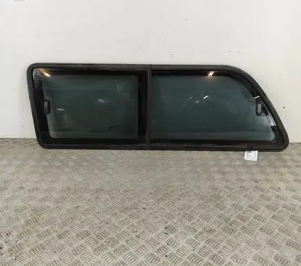 Toyota Hilux (AN10, AN20, AN30) Rear side window