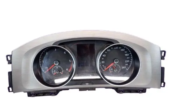 Volkswagen Golf VII Speedometer (instrument cluster) 5G1920741