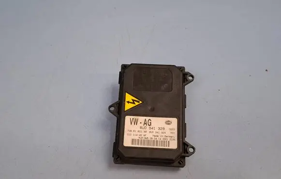 Volkswagen Touareg II Headlight ballast module Xenon 8U0941329