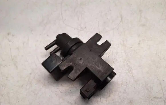 BMW X5 E53 Valve vacuum 722796010 11747796634 11742247906