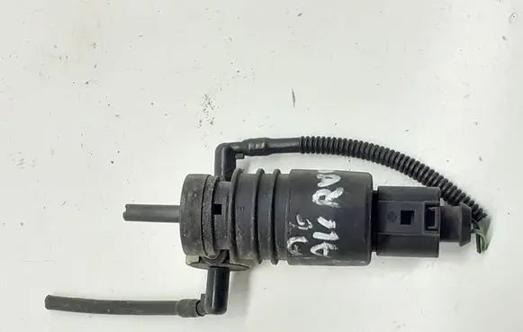 Audi A6 S6 C5 4B Windscreen/windshield washer pump 1J0973722