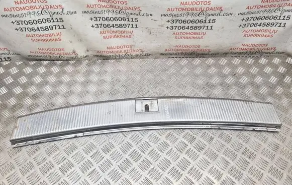 Volkswagen Touareg I Trunk/boot sill cover protection 7L6863459B