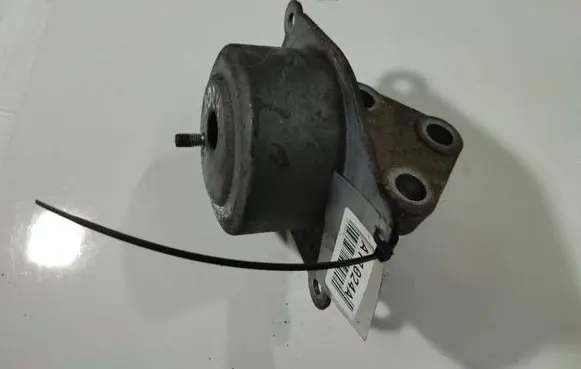 Opel Astra H Engine mount bracket 511671286