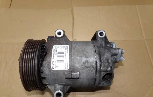 Renault Scenic II - Grand scenic II Air conditioning (A/C) compressor (pump) 8200457418