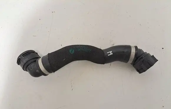 BMW X5 G05 Engine coolant pipe/hose 8596052