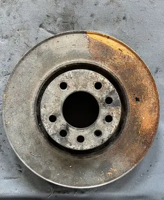 Opel Astra H Front brake disc