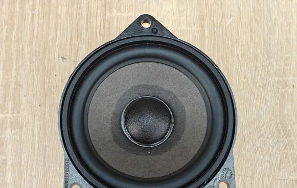 BMW 5 G30 G31 G38 Panel speaker 2622468