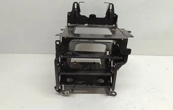 Audi A6 S6 C6 4F Sound amplifier holder/bracket 4F0035209C