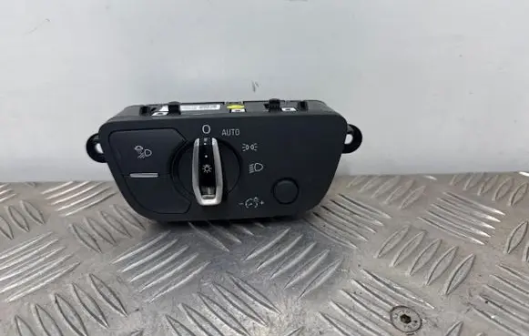 Audi A4 S4 B9 8W Light switch 4M0941531S