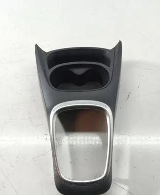 Toyota Yaris Center console 588210D070 588040D221