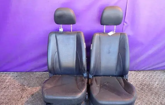 Seat set