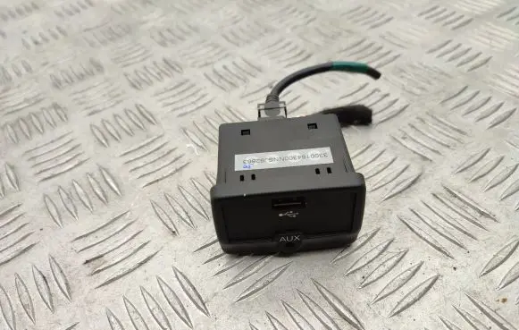 USB socket connector