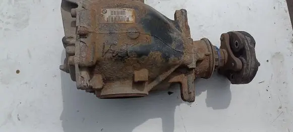 BMW 3 F30 F35 F31 Rear differential 7544873