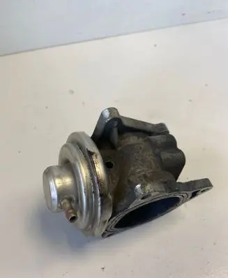 Skoda Octavia Mk2 (1Z) EGR valve 038129637D