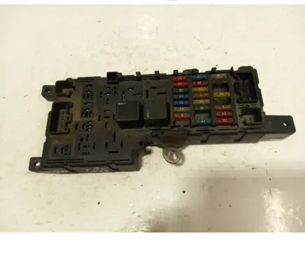 Volvo S60 Fuse box set 8637841 518717004
