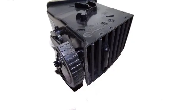 Volkswagen Transporter - Caravelle T5 Dash center air vent grill 7E0815706E 7E0815706