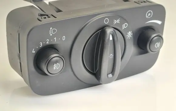 Ford Galaxy Light switch 8G9T13A024CA 10003926 090429B