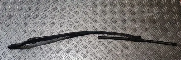 Maserati Quattroporte Front wiper blade arm 670001642