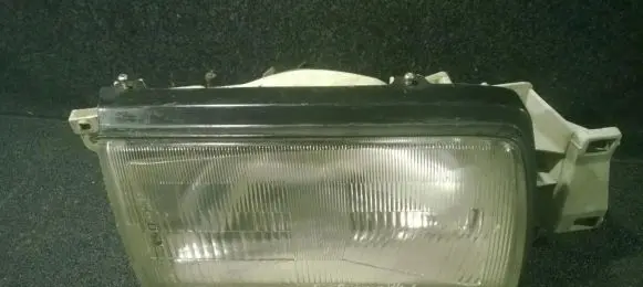 Mazda 323 Headlight/headlamp 11061191 11061194
