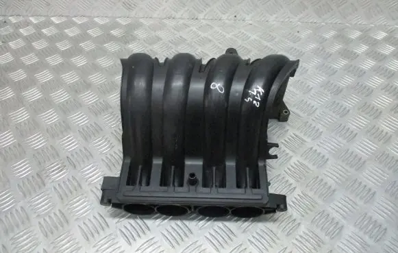 Nissan Micra Intake manifold