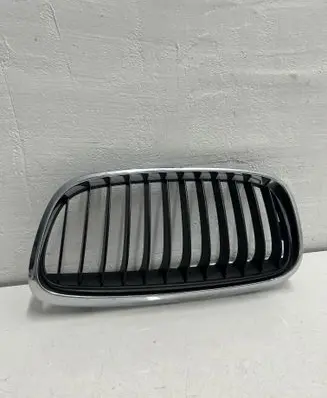 BMW 2 F45 Front grill 22405910