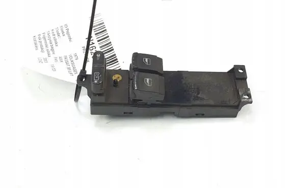 Volkswagen PASSAT B5.5 Electric window control switch
