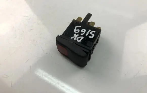 Volkswagen Polo Hazard light switch 6N1953235