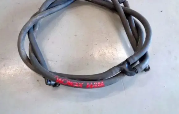 Mercedes-Benz E W211 Turbo turbocharger oiling pipe/hose