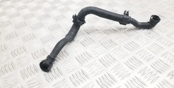 Audi A4 S4 B9 Breather hose/pipe 06N103213