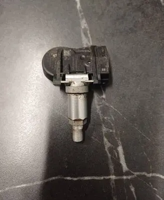 BMW X6M F86 Tire pressure sensor 707355