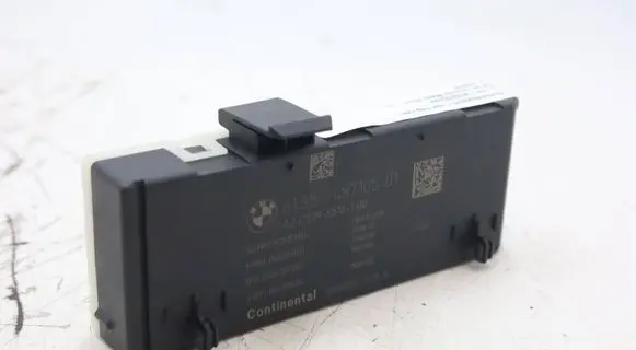 BMW 5 G30 G31 G38 Tailgate/trunk control unit/module 7487105MWGK230626 7487105