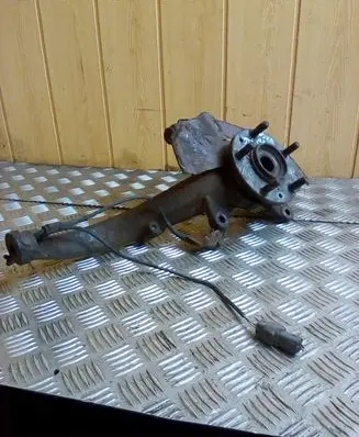 Mazda 6 Front wheel bearing hub 