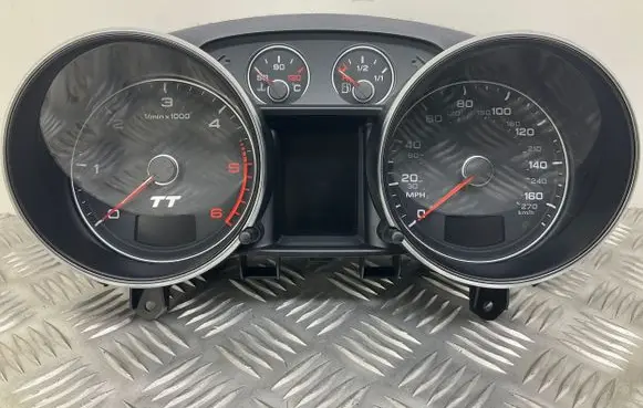 Audi TT TTS Mk2 Speedometer (instrument cluster) 8J0920980K