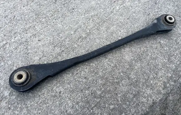 BMW 1 F20 F21 Rear upper control arm/wishbone 6792535