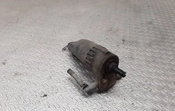 Audi A4 S4 B7 8E 8H Windscreen/windshield washer pump 